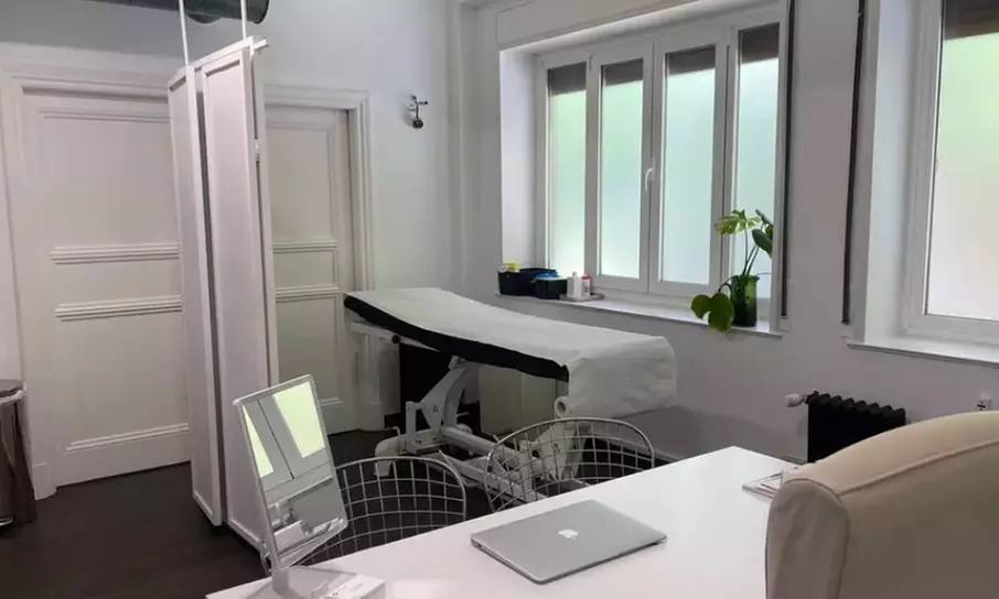 1 sesión de Morpheus8 de 75 min. para 1 persona: tratamiento tensor facial o corporal en zona a elegir (al 48%) - Second Medium