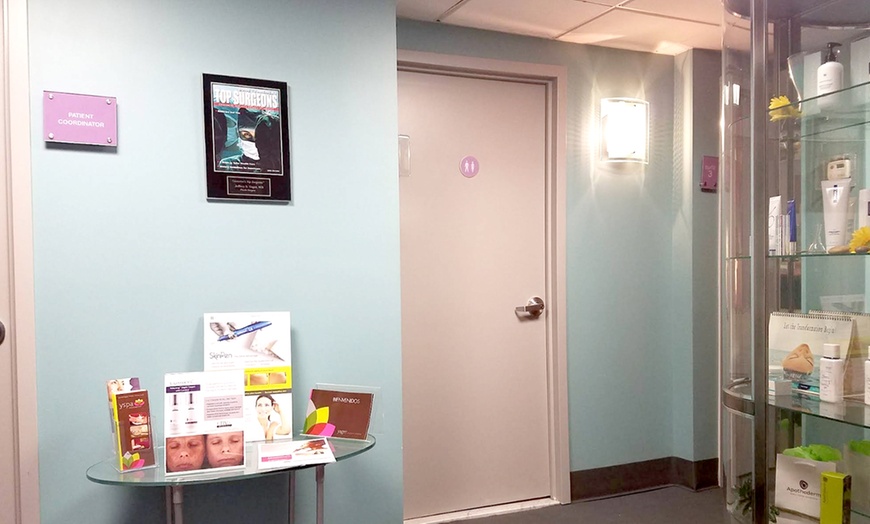 Image 2: Relax with One, Three, or Five 60-Min Mini Facial & Skin Consultation 