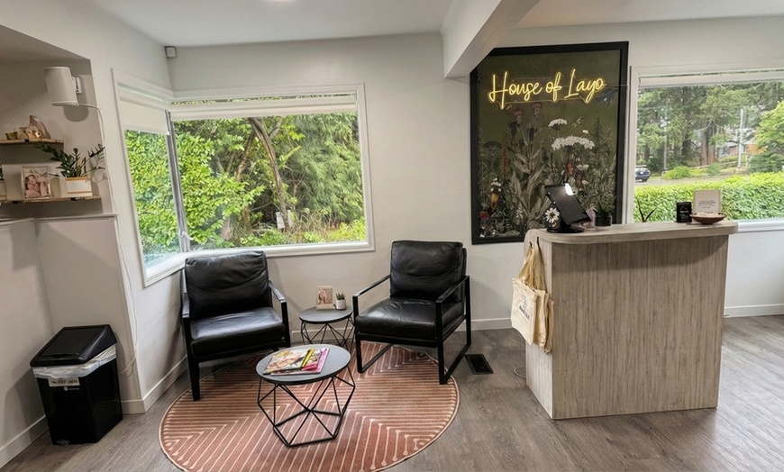 Image 2: 5 or 10 Infrared Sauna Sessions for Deep Relaxation