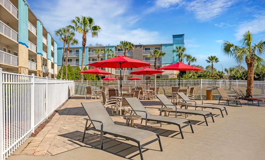 Image 19: Family-Friendly Hotel Near Amusement Parks in Orlando w/Various Room