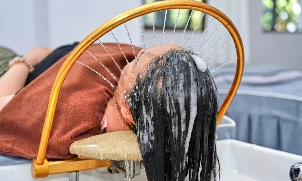 Luxury Head Spa with Body Massage & Mini Facial