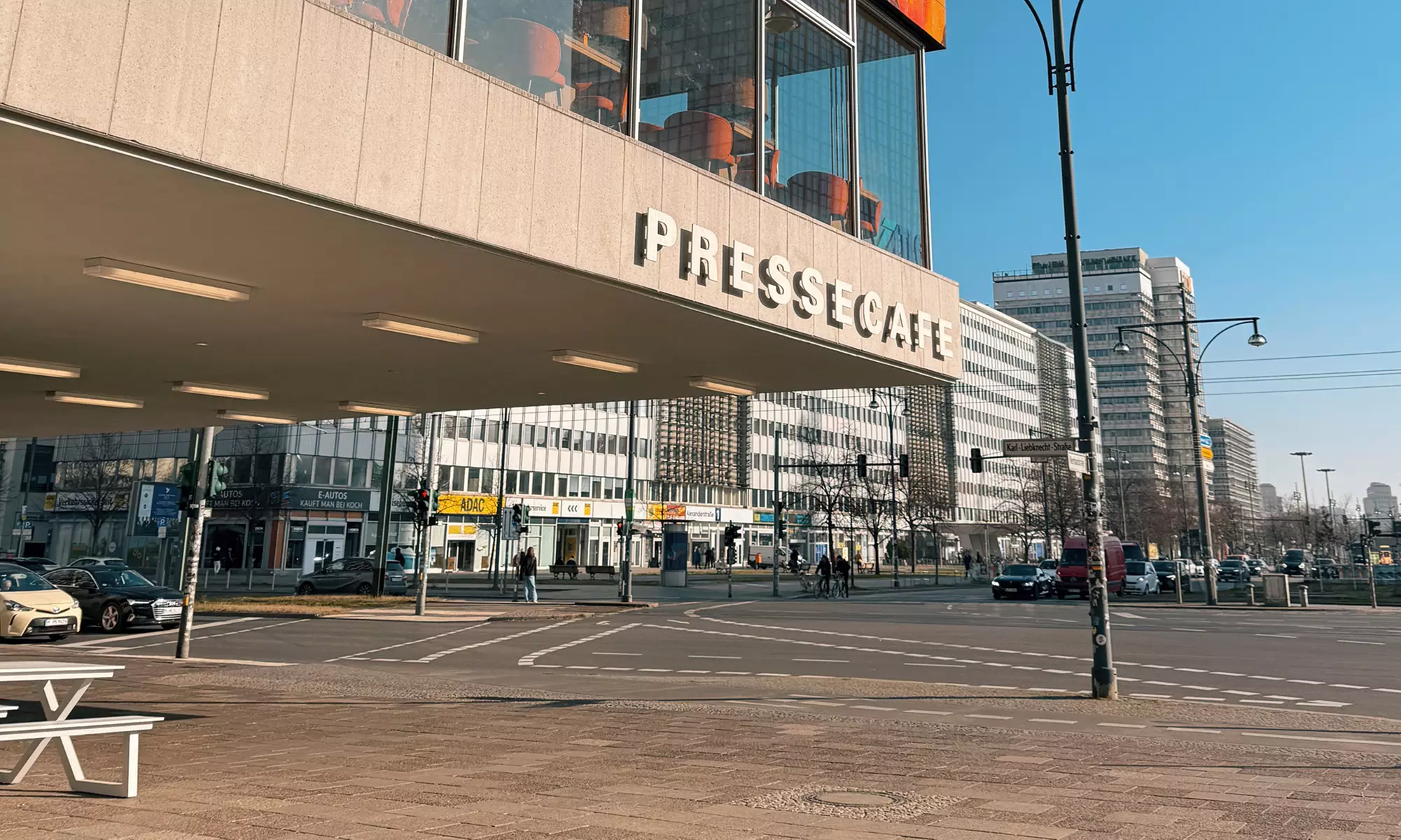 Süß oder herzhaft: French Toast mit kreativen Toppings nach Wahl für 2 oder 4 Personen (bis zu 44% sparen) - Second Medium