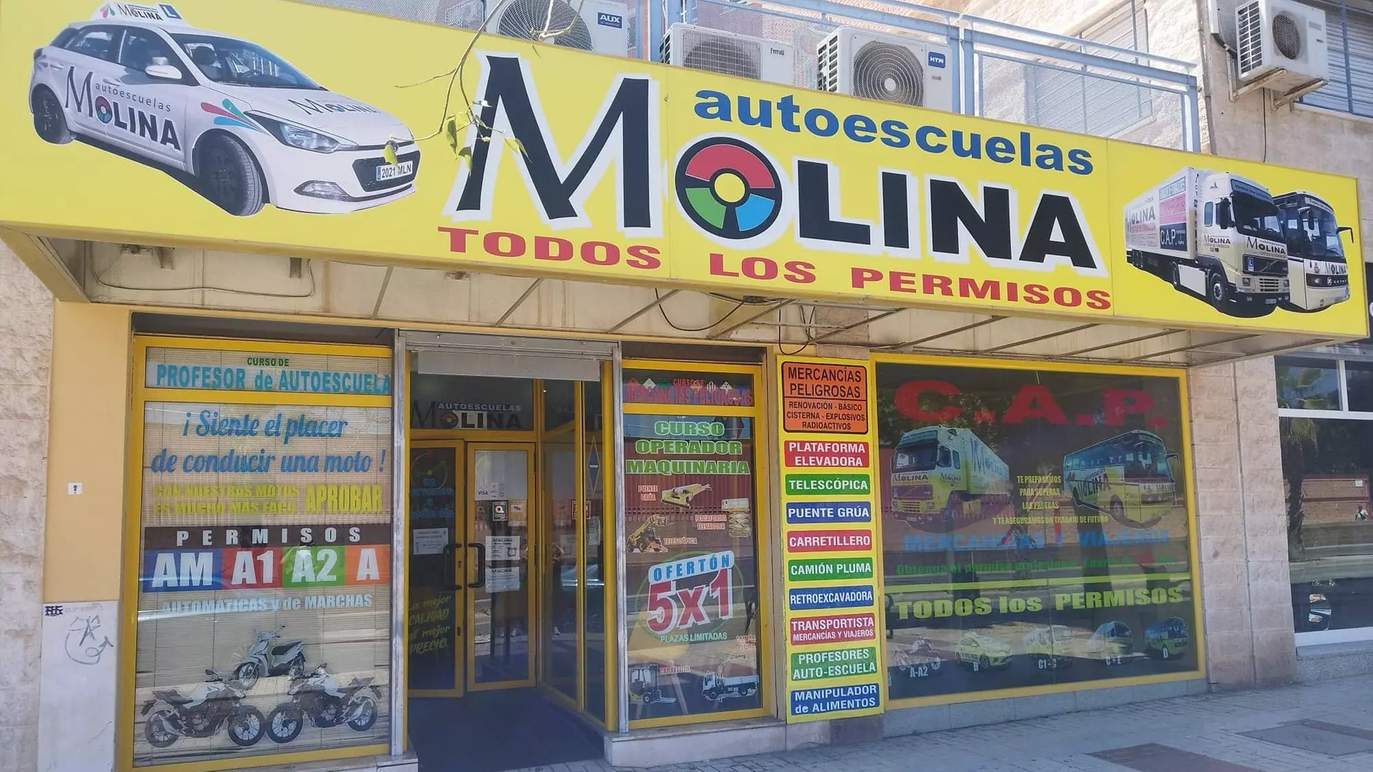 ¡Hora de tomar el volante! Curso para obtener el carné de coche o moto