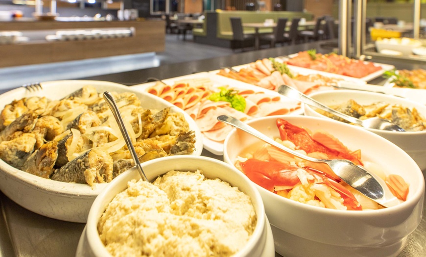 Image 16: Jena: Doppelzimmer mit All Inclusive und Badminton