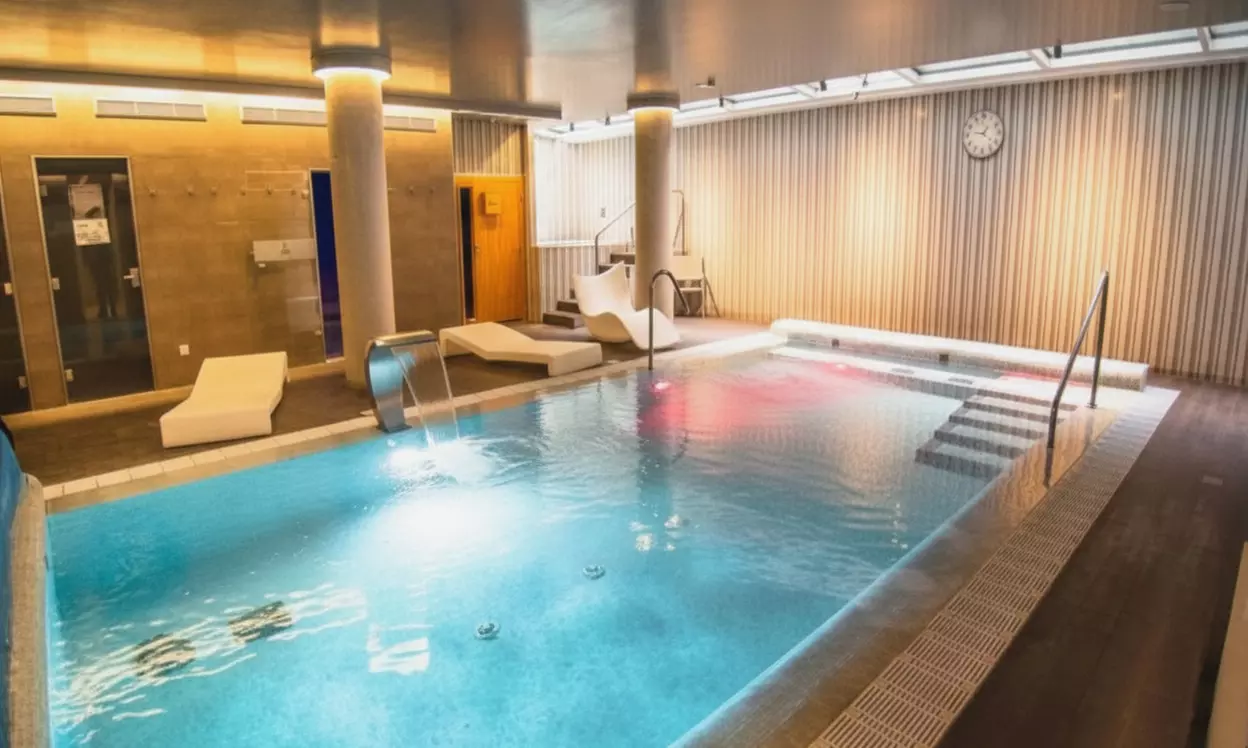 Circuito de spa de 75 minutos para 2 personas en alojamiento de 4*