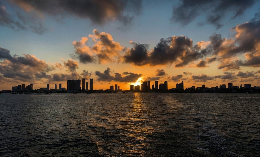 Image 6: Miami Skyline & Celebrity Mansion Boat Tour – Biscayne Bay