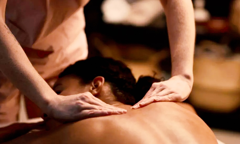 One or Two Sessions of 60 or 90 Minutes Ashiahtsu Deep Tissue Massages