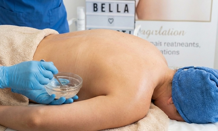 Image 3: Comprehensive Glow-Up: Threading, Waxing, Tints, Massage & Facials