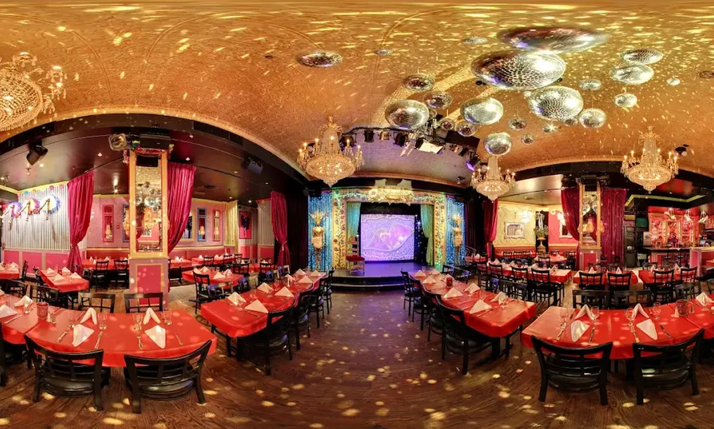 Three Course Dinner With Cocktails & A Live Drag Show!