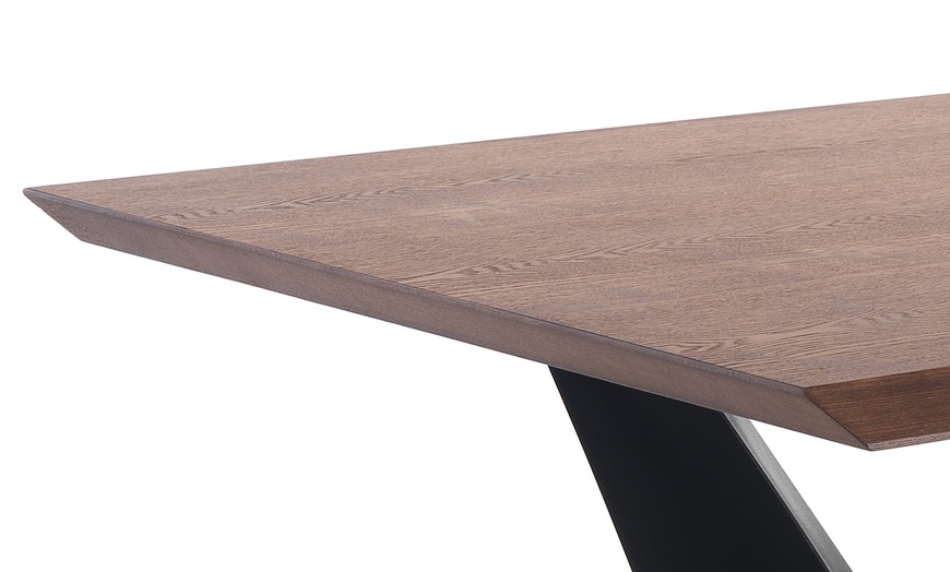 Image 9: Mesa de comedor con base de metal y capacidad para 8 de Oresteluchetta