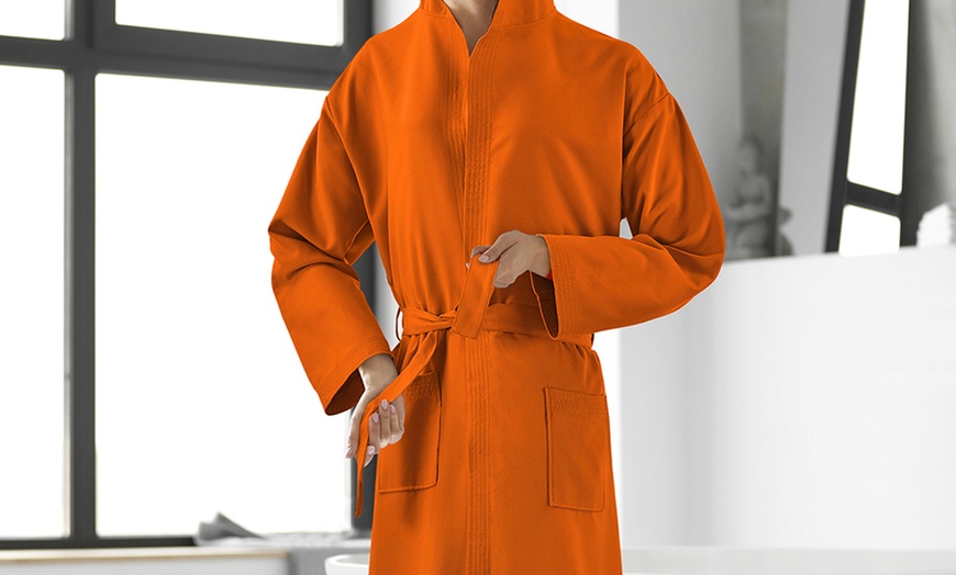 Image 9: Sneldrogend microfiber badjas met capuchon