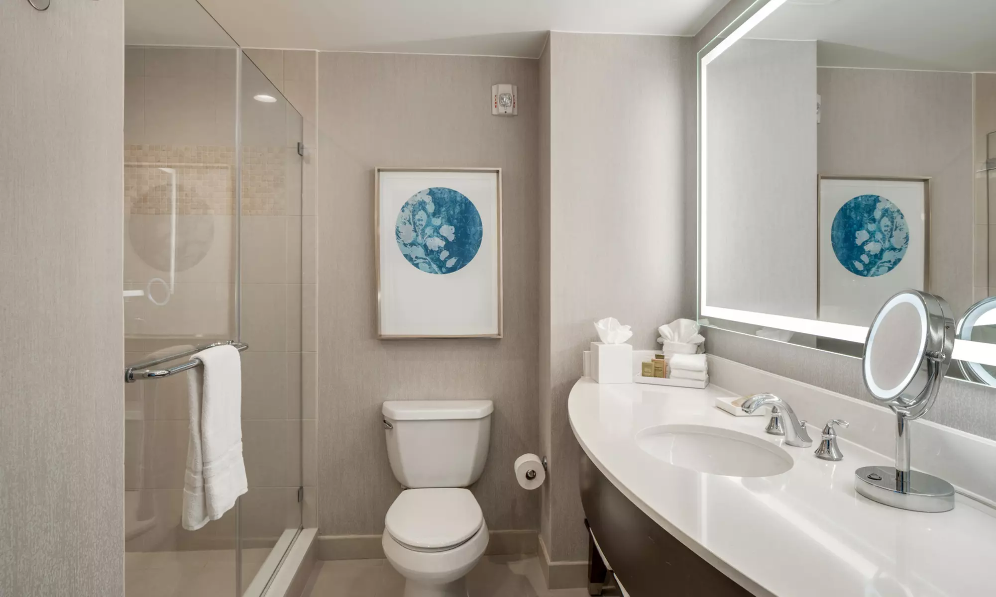 Luxury 5-Star Resort in Bonnet Creek with Disney Perks & Pools