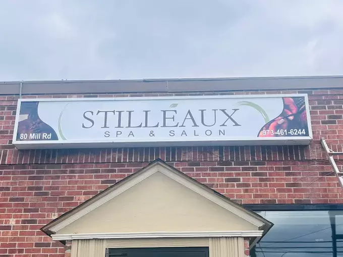 Revitalize Your Hair: Wash, Blowdry & Expert Loc Retwist