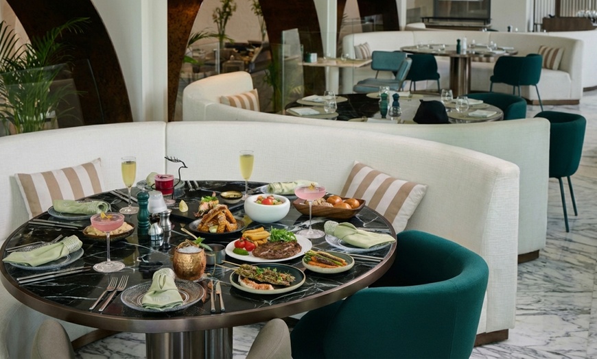 Image 4: 5* Iftar Buffet + Bottomless Ramadan Beverages on the Palm