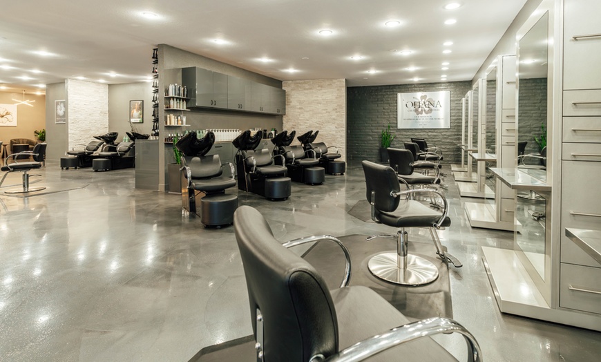 Image 6: 1, 3 or 5 Sessions Blowout Style Plus Deep Conditioning Hair Treatment