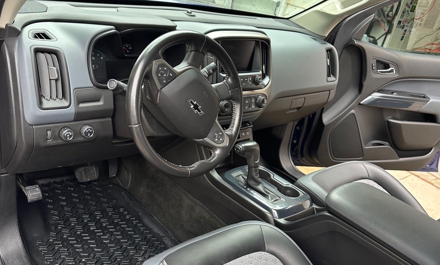 Image 5: Up to 64% Off on Exterior Car Detail - Wash/Wax at Final Touch Car Spa