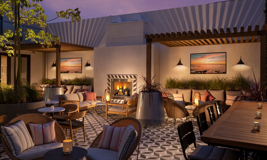 Image 12: Member-Only Deal: The Monsaraz San Diego Tapestry Collection by Hilton