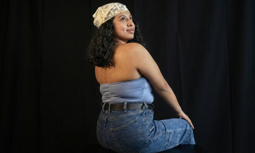 Indoor/Outdoor Photography Session with Photo Package