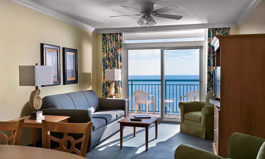 Oceanfront Deluxe One Bedroom King Condo