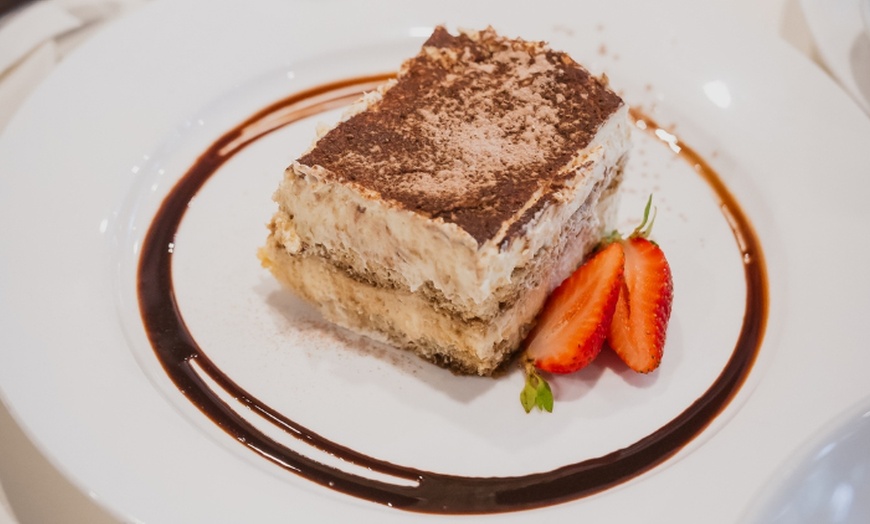 Image 5: Seafood Indulgence Experience for 2 or 4 - Feast w/ Dessert & Starter 