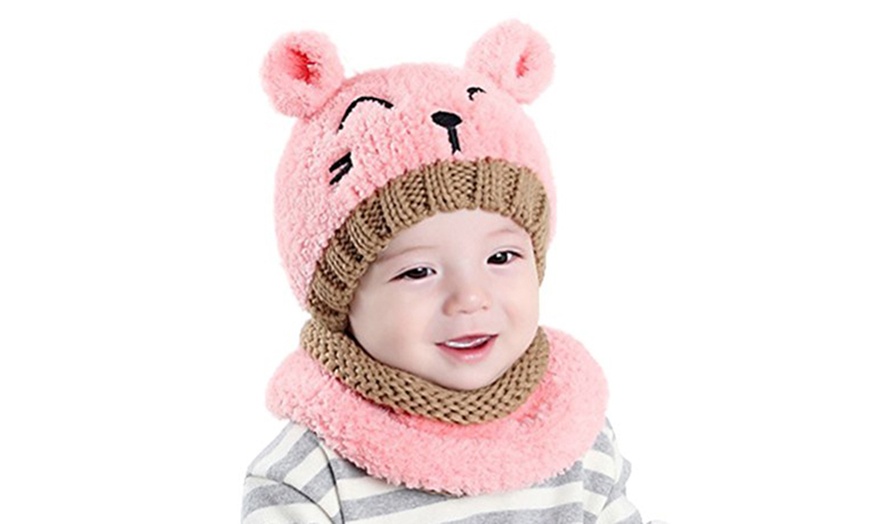 Image 2: Baby Bear Beanie and Scarf Set