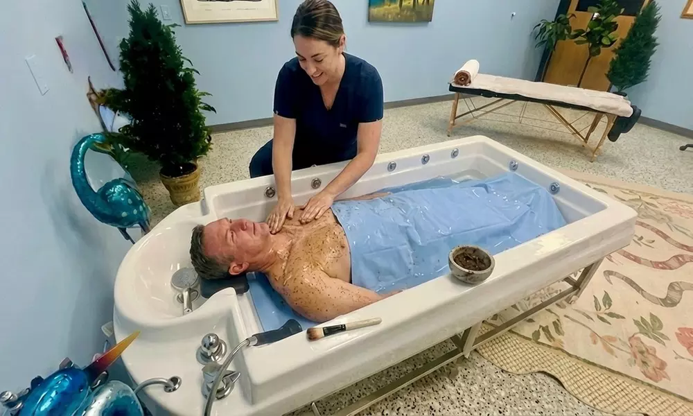 Get 30 Min Body Scrub, Hydrotherapy, Pure Mineral Glow & Table Shower