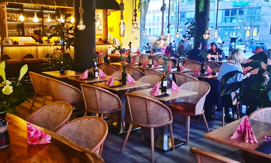 Image 12: Vietnamesiches 3-Gänge-Menü nach Wahl für 1, 2 oder 4 Personen