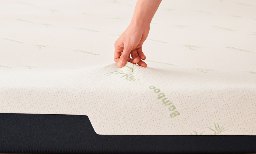 Image 4: Matelas mémoire de forme Sampur, housse bambou