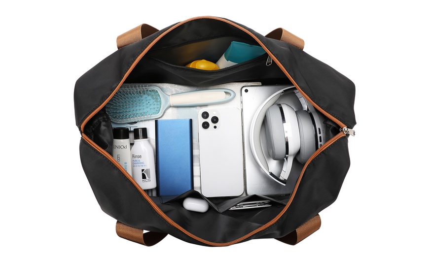 Image 13: Conjunto de viaje con maleta rígida de cabina, bolsa de mano y neceser