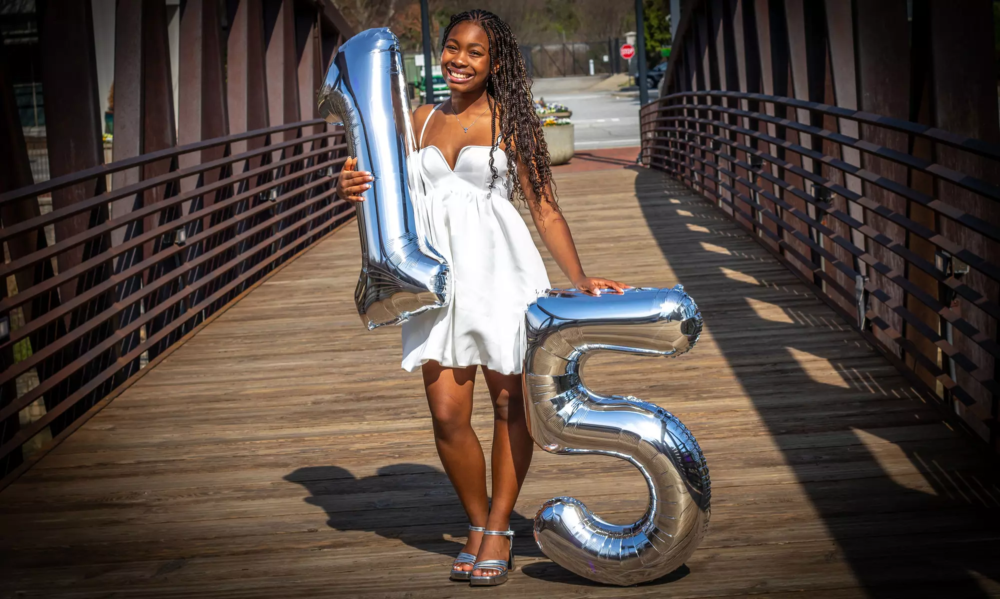 Enjoy PROLYPHIQ's seasonal photo shoot offering unlimited shots within 1 hr & capture memories (Up to  50% off) - Primary Image