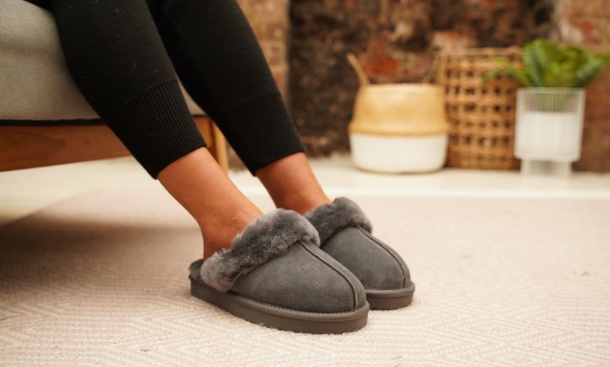 Image 16: Redfoot Ladies Sheepskin Slippers