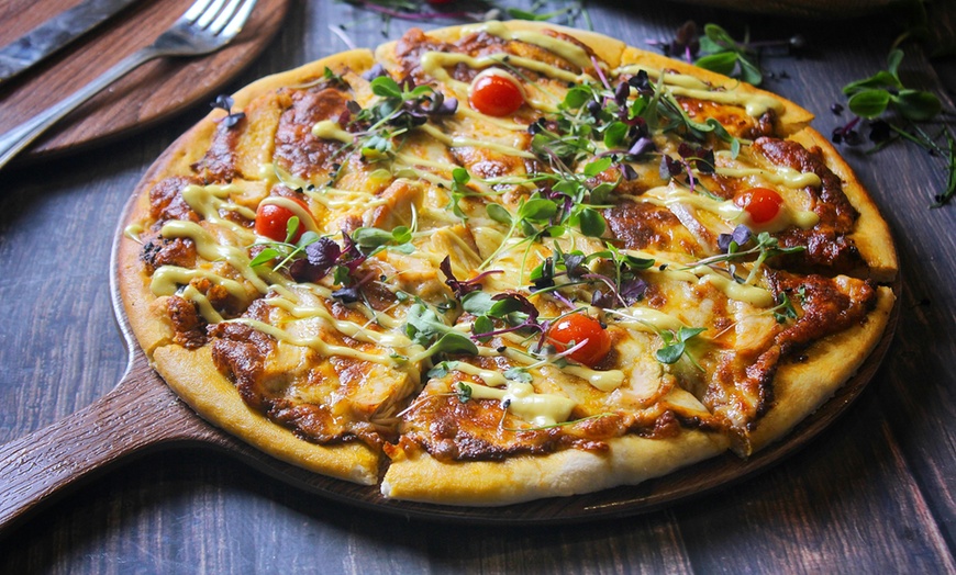 Image 2: Pizzas artisanales, douceurs et café, saveurs d'Italie