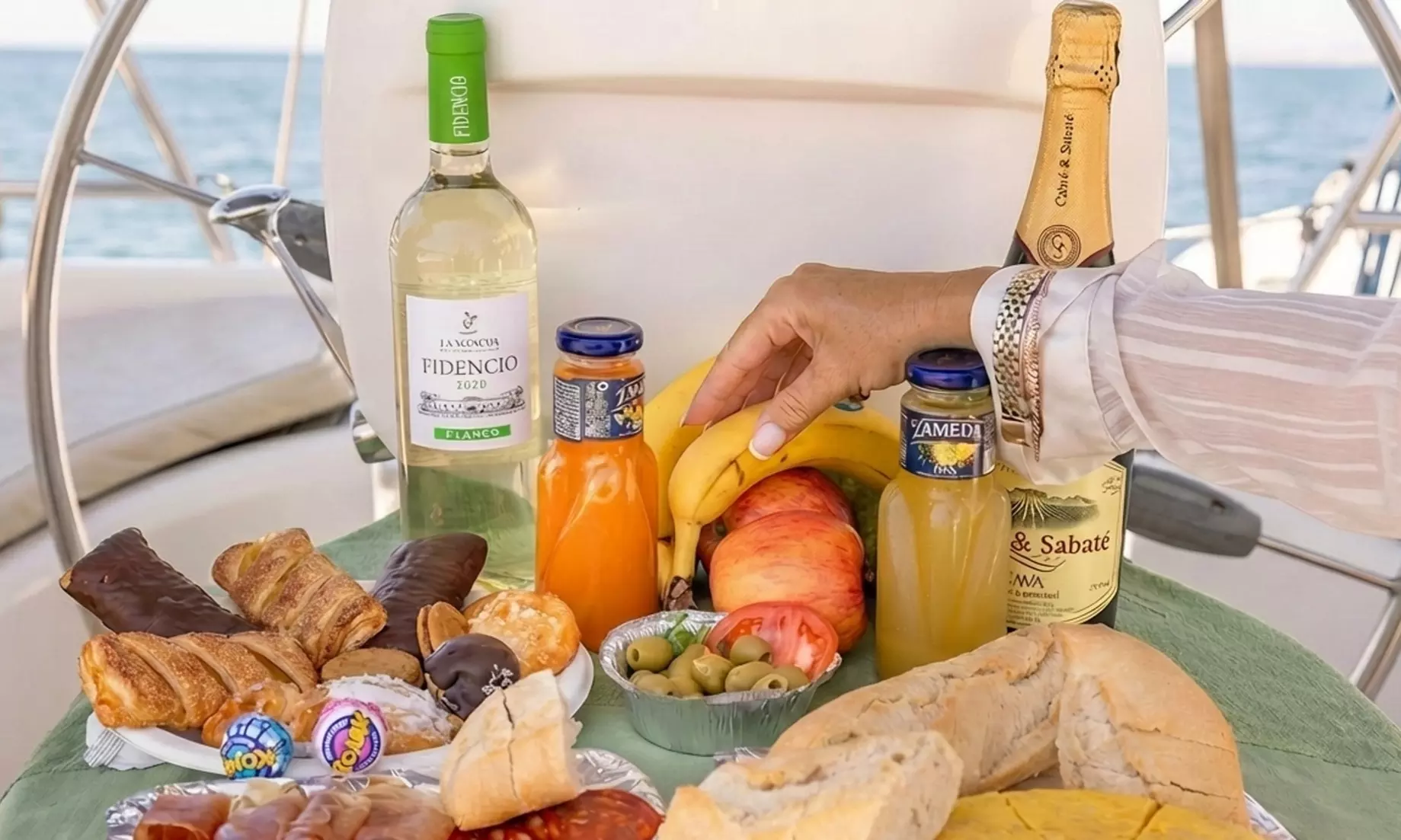 Navegación 3 horas en velero con brunch para 1 o 2 personas