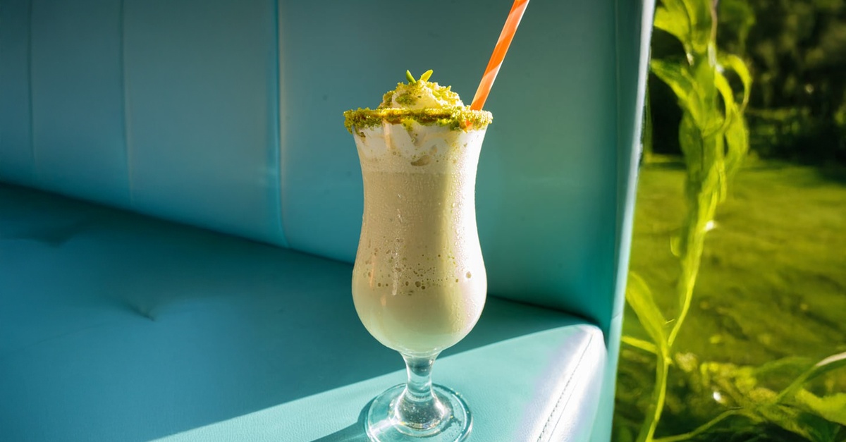 Choice Of Hot Or Cold Drink + Fresh Bakery Or Pastry Choice Of Hot Or Cold Drink + Fresh Bakery Or Pastry
