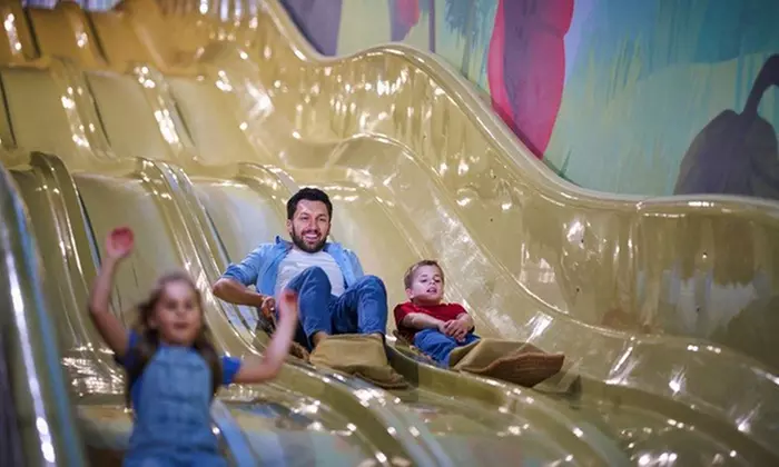 1 Ticket für Majaland Kownaty für 2 Personen