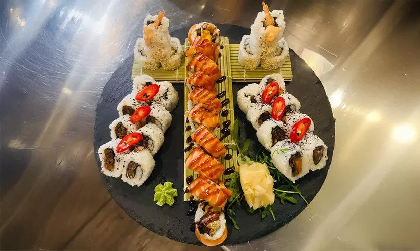 3-Gänge Candlelight-Sushi-Menü inkl. je 1 Glas Wein für 2 Personen