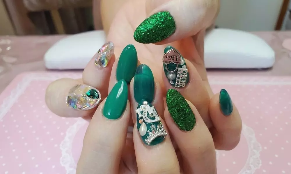 Get Korean Gel Mani-Pedi , Frappuccino Pedi,or Herbal Detox Pedi
