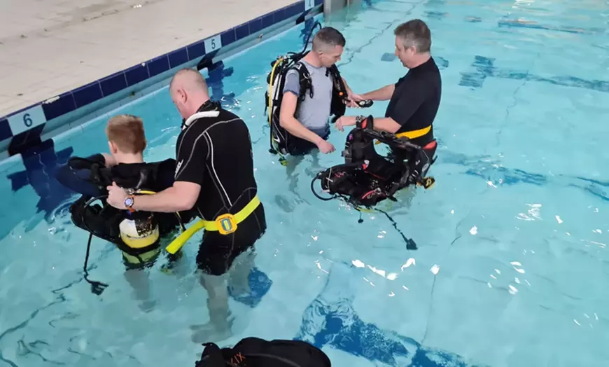 Image 1: Dive into Adventure: One or Two 2hr PADI Session for Adult or Child