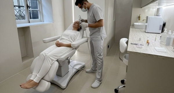 Medical Microneedling with Exosomes for Youthful Skin Renewal