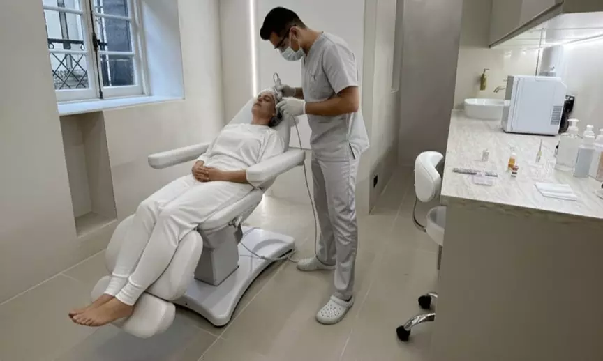 Medical Microneedling with Exosomes for Youthful Skin Renewal