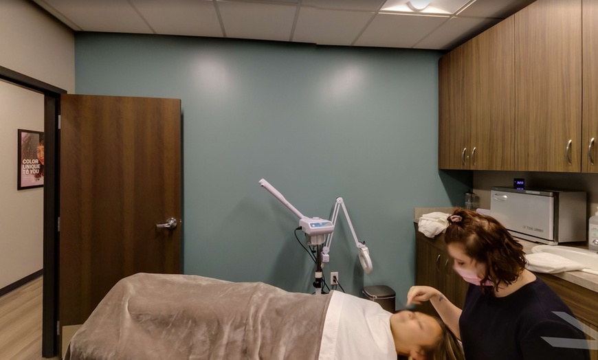 Image 4: 6 Laser Hair Removal Sessions on Small, Medium, Large Areas or Face