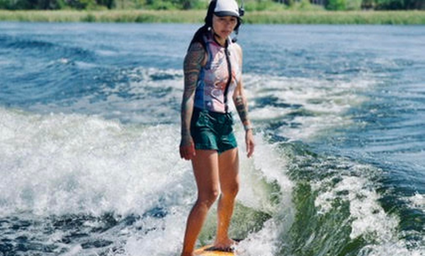 Image 6: Catch Waves with Exclusive Wakesurfing or Waterboarding Lessons