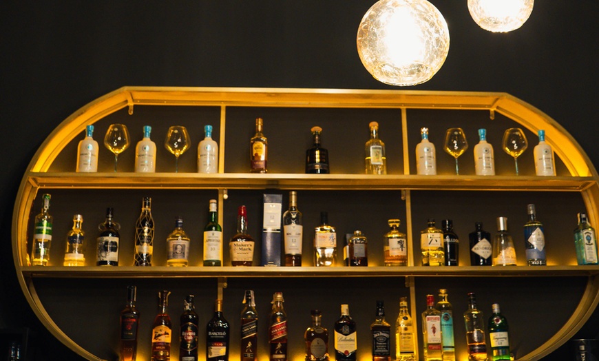 Image 17: Date un capricho con un menú degustación para 2 o 4 personas