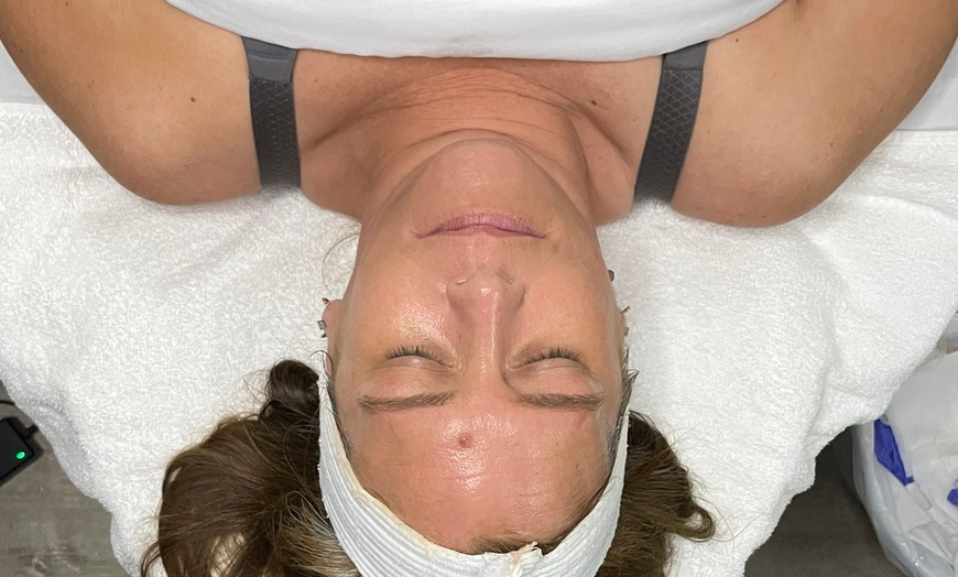 Image 6: Glow & Lift: Spa Facial with Brow Thread or Lash Enhancements