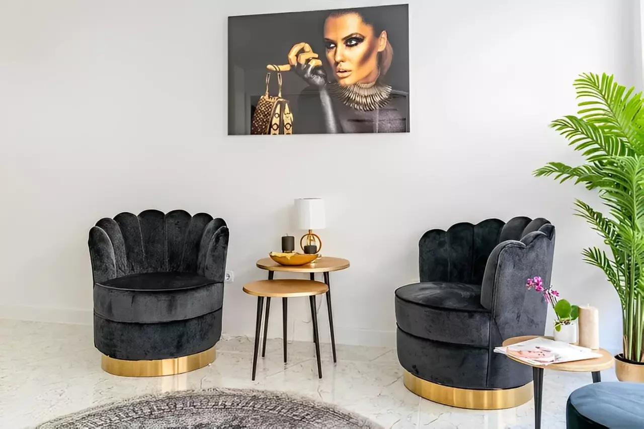 Augenbrauen- & Wimpern färben inkl. korrektur