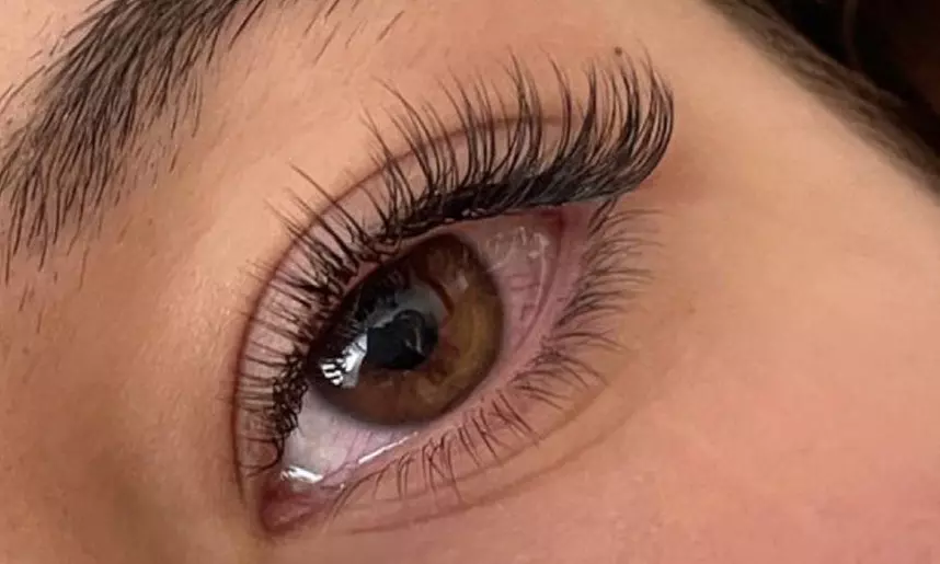 Extensiones de pestañas pelo a pelo efecto natural, rímel o volumen 3D