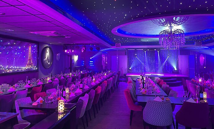 Image 3: Dîner-spectacle féérique au Cabaret Club : magie, saveurs & glamour