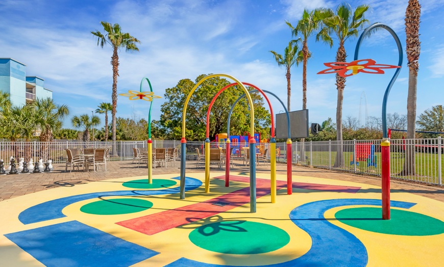 Image 24: Family-Friendly Hotel Near Amusement Parks in Orlando w/Various Room