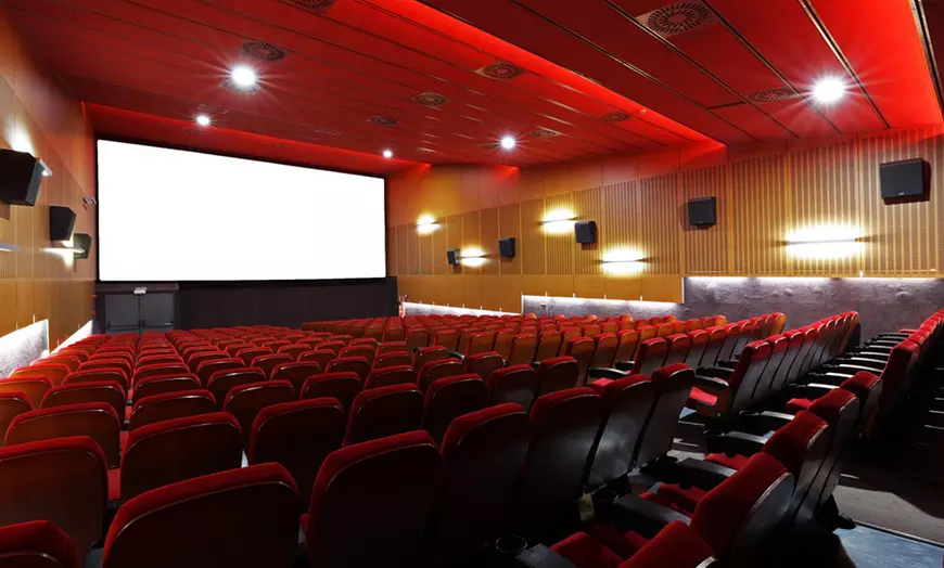 Image 1: Combo de cine: 1 o 2 entradas para Aficine con palomitas pequeñas