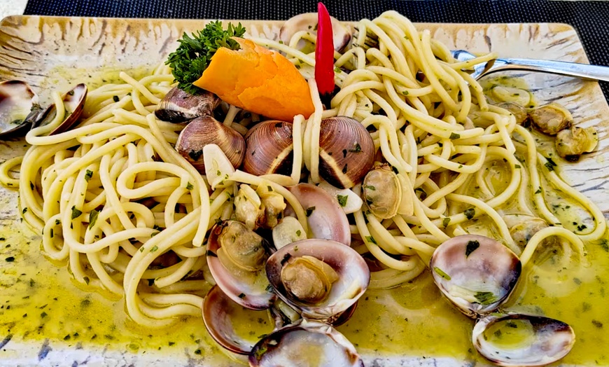 Image 3: Menú completo de pasta fresca para 2 personas con opción a vino